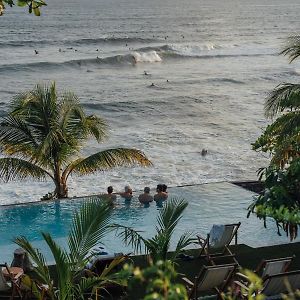 Puro Surf Hotel & Performance Academy